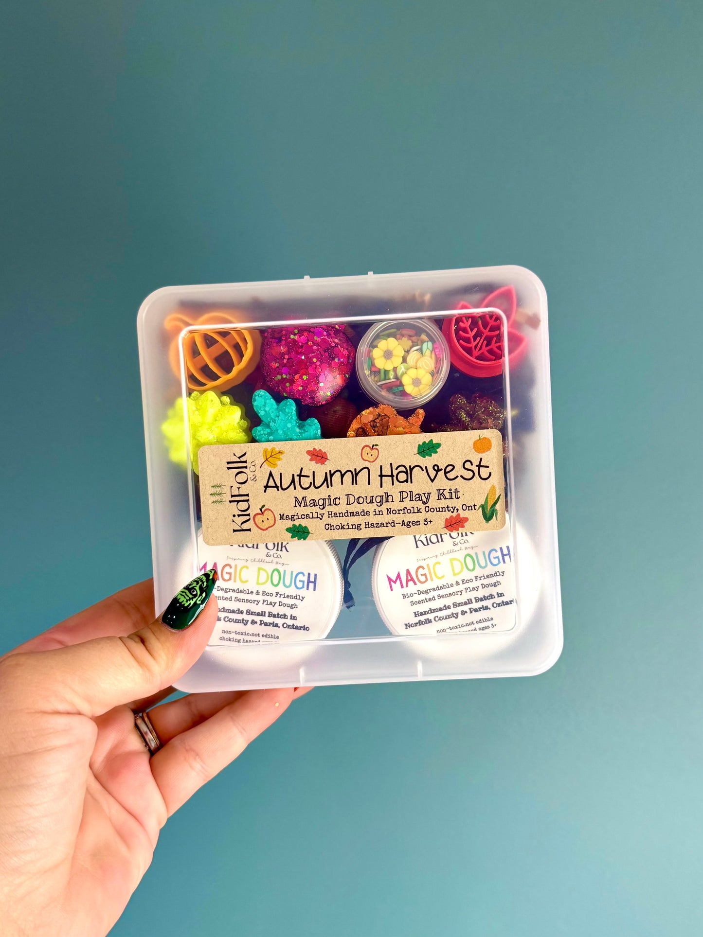 Autumn Harvest On-The-Go Magic Dough Play Kits
