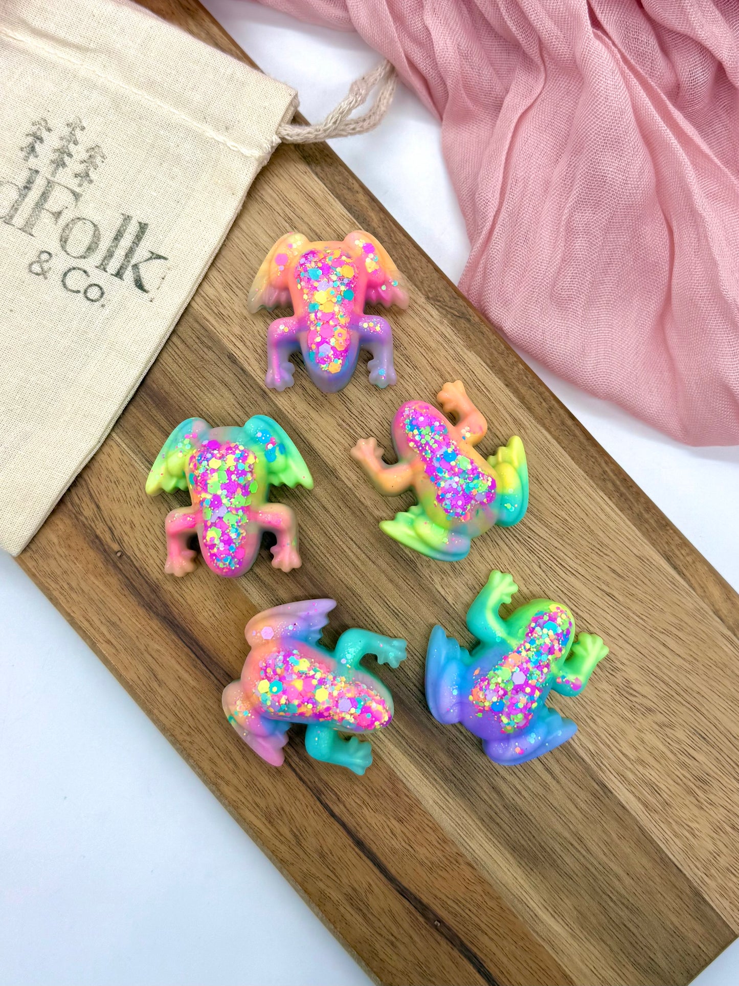 Rainbow Speckled Frogs 🐸