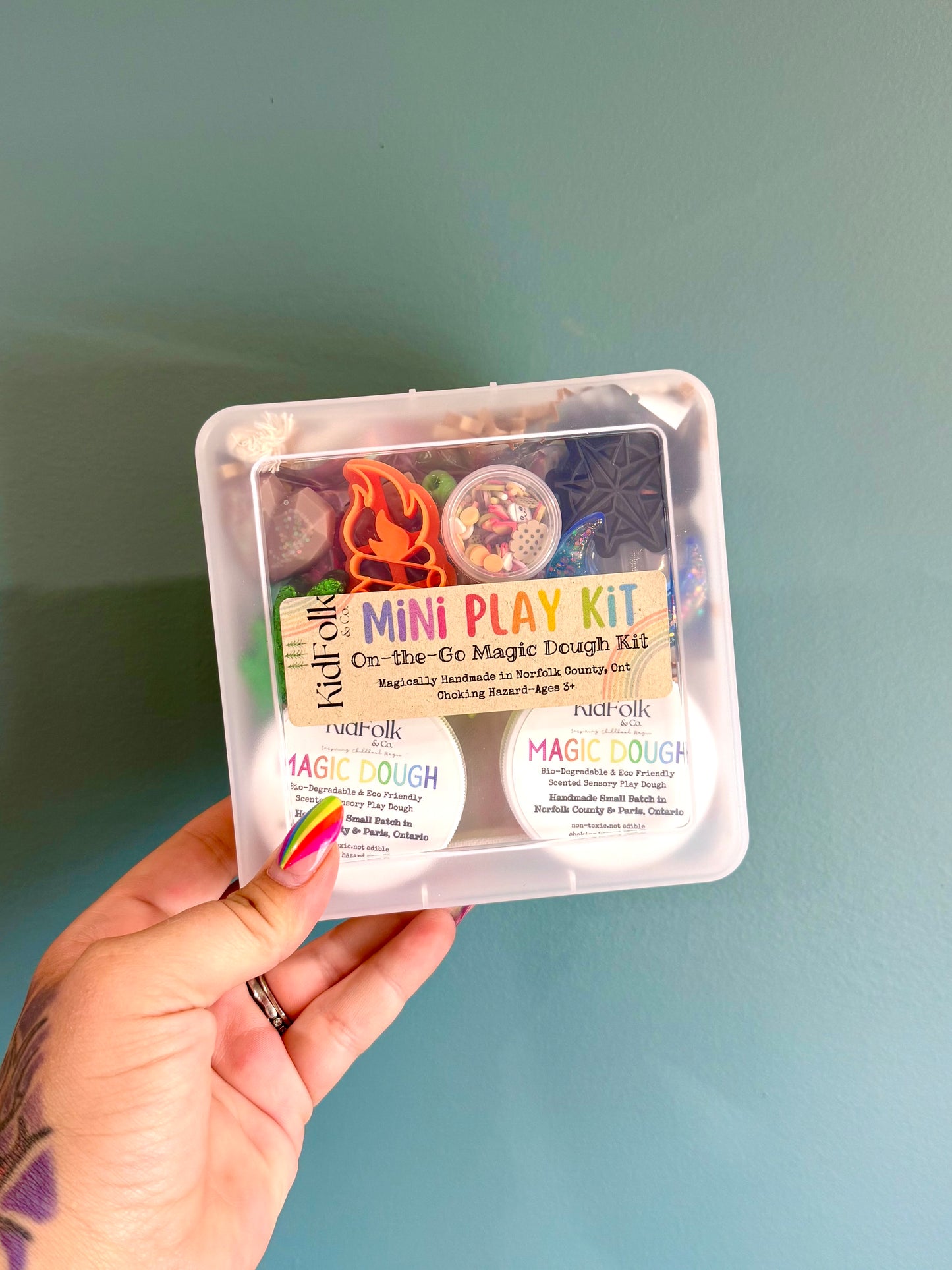 Magic Dough On-The-Go Mini Play Kit