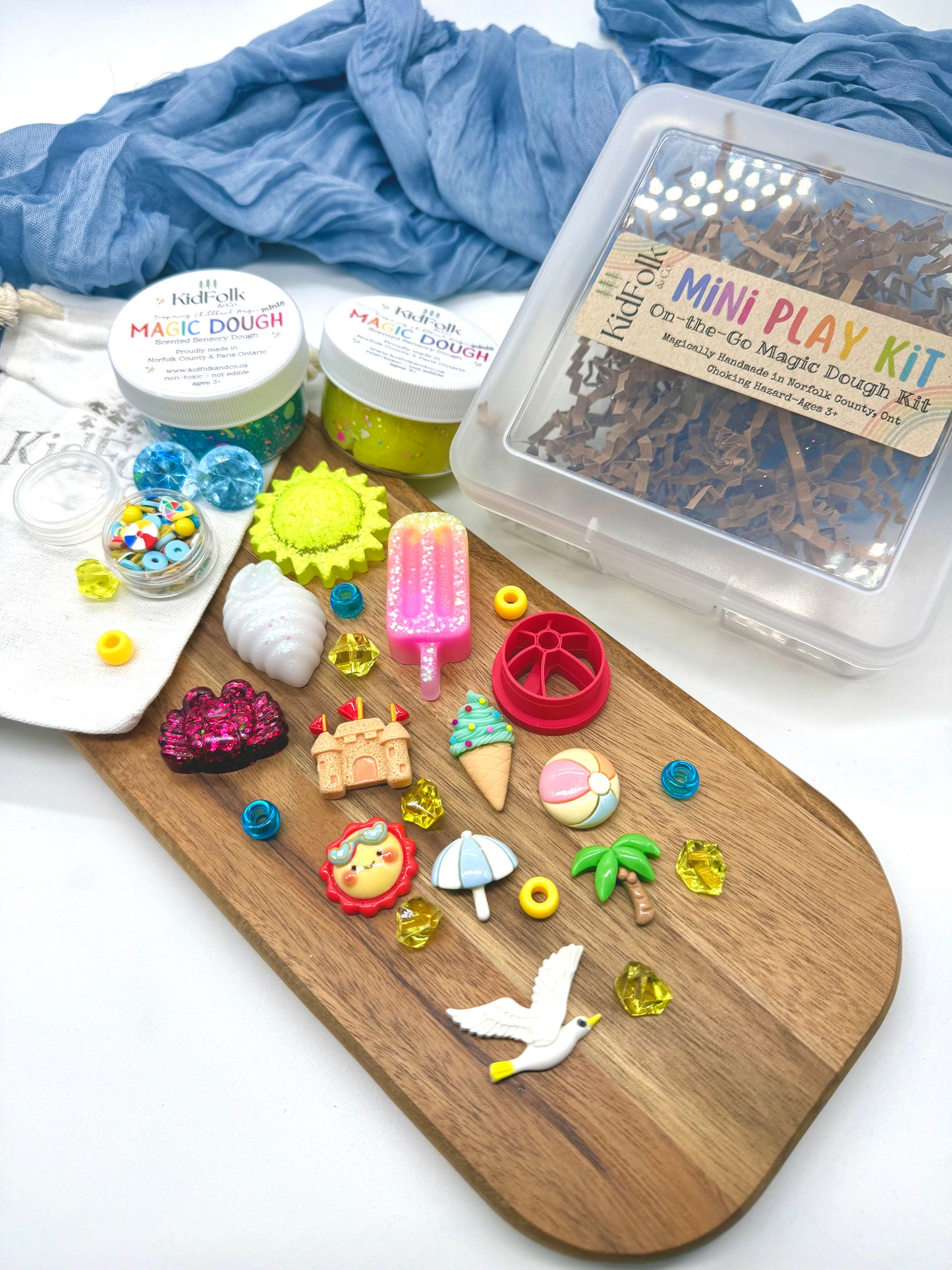 Magic Dough On-The-Go Mini Play Kit