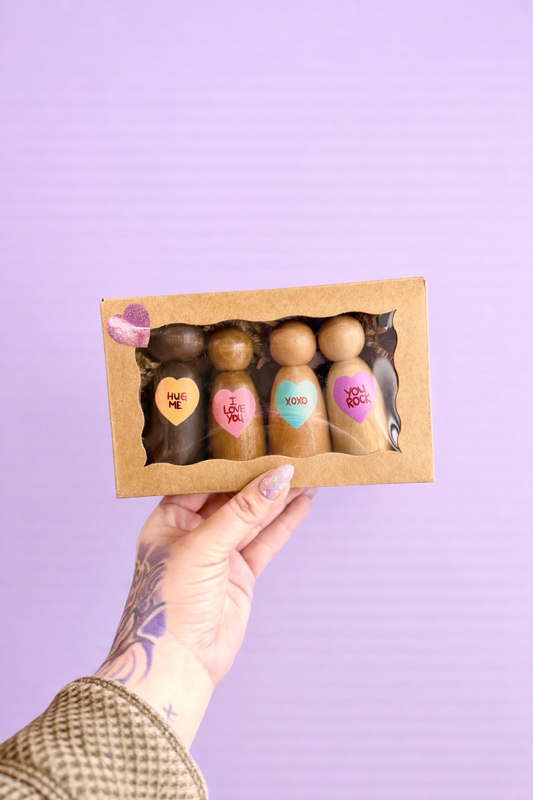 Valentines Peg Doll Set