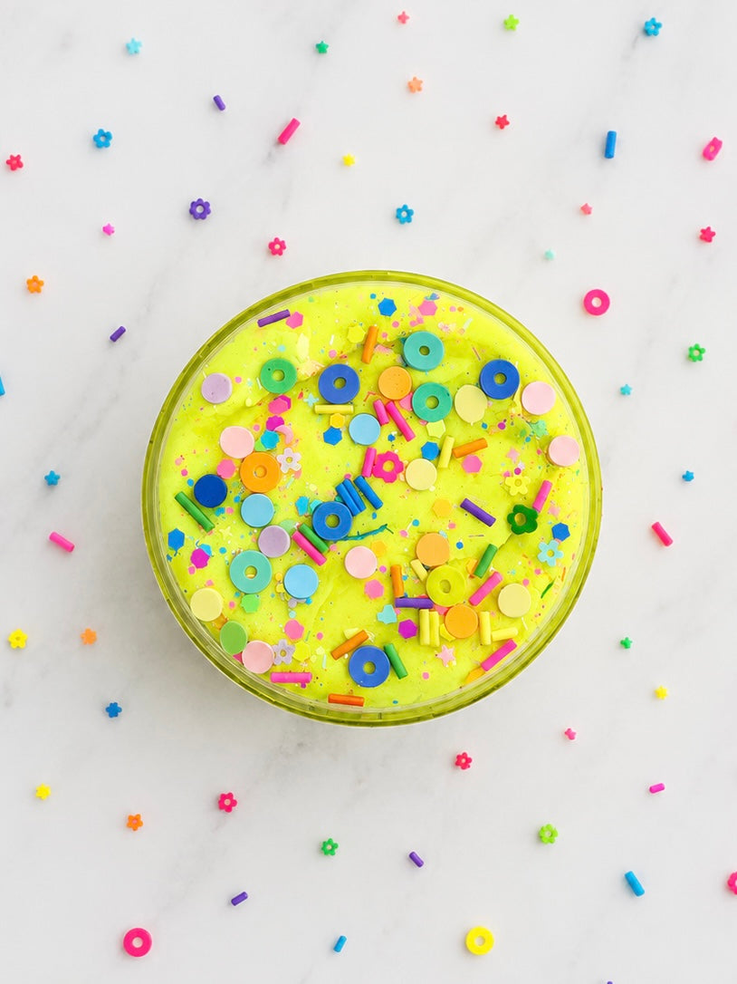 Yellow Magic Dough-Banana Marshmallow