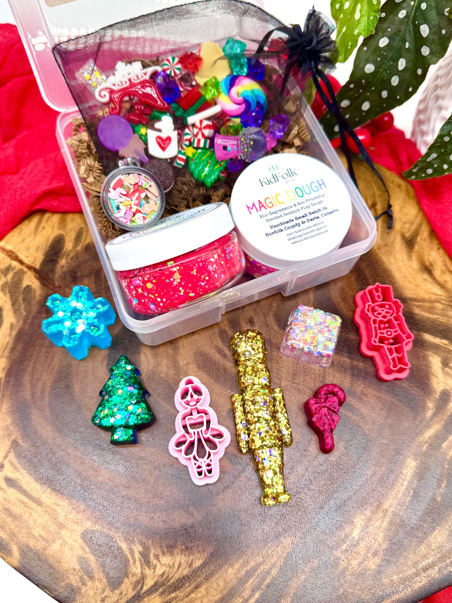 Nutcracker On-The-Go Magic Dough Play Kit