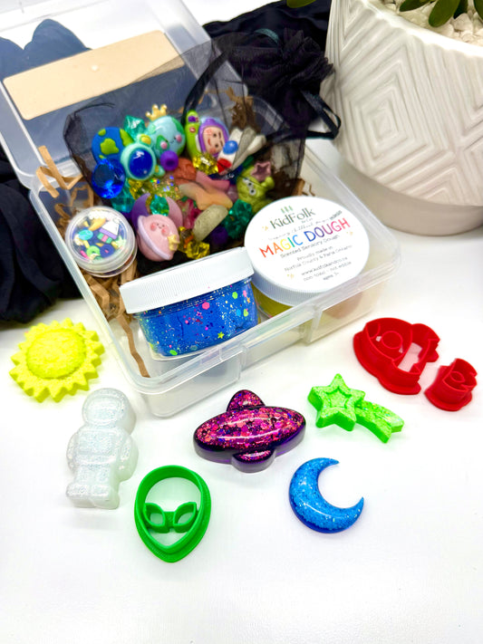 Outer Space On-The-Go Magic Dough Play Kits