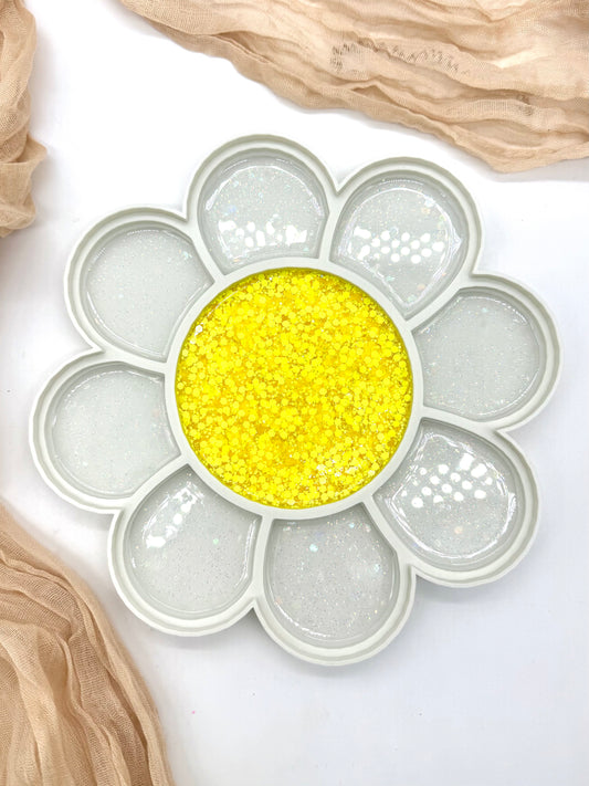 Daisy Sensory Tray