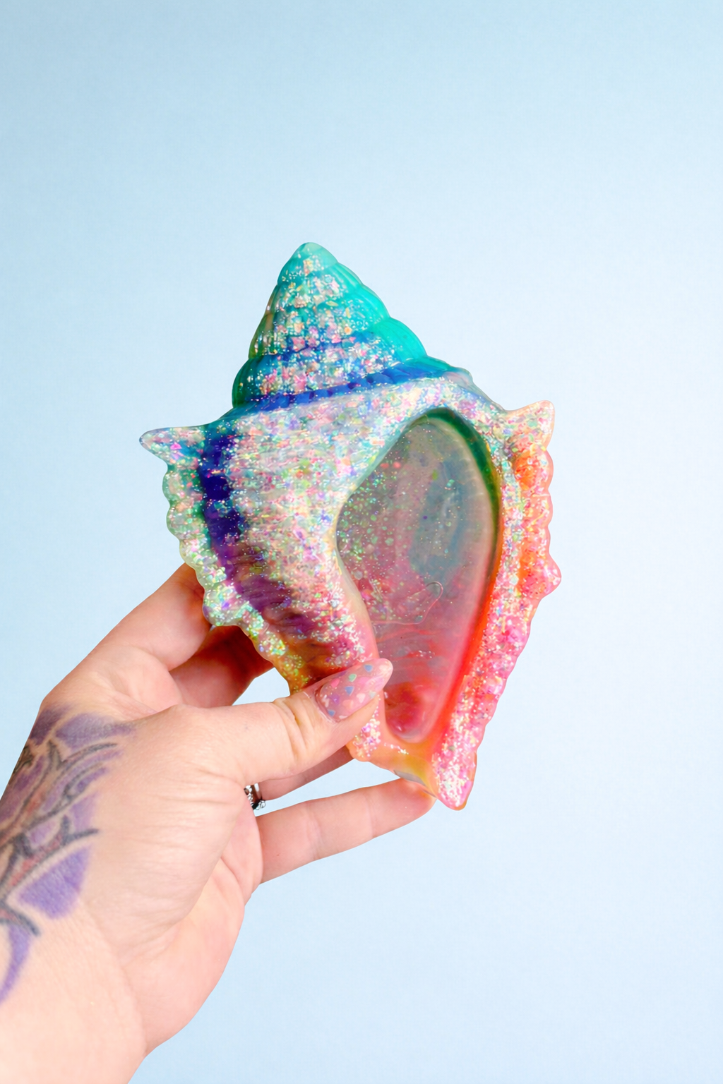 Resin Rainbow Conch Shell